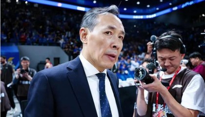 足球比分-官宣，首钢又1人或离队，2人驰援，1本土+1外援，周琦伤病曝光|北京首钢|麦基|首钢男篮|首钢引援|张宁_新浪体育_新浪新闻